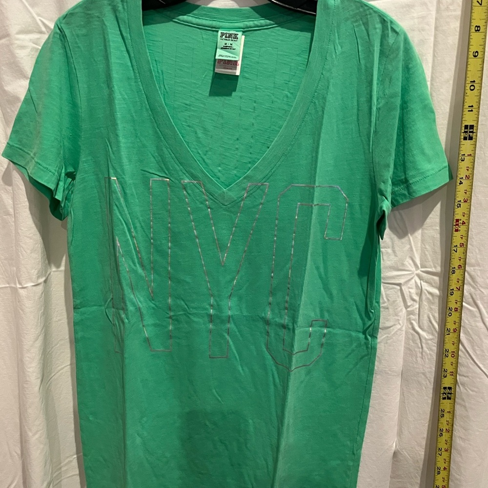 PINK Victoria's Secret Green Limited Edition NYC Graphic V-Neck Tee